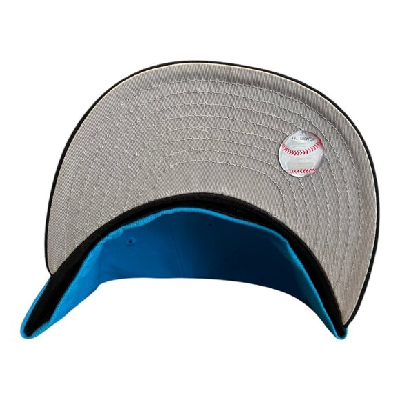 New Era Philadelphia Phillies City Connect Metallic 59FIFTY Fitted Hat Cap - Picture 7 of 9